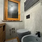 Wood House * 세스트리에